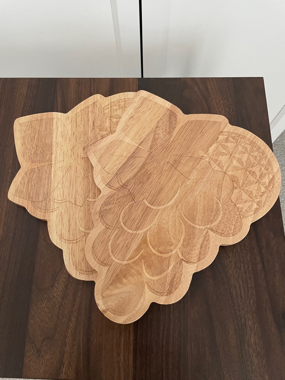 Wooden Pineapple Serving Board Set - Natural Brown set of 2